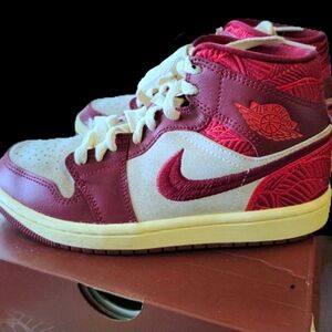 Air Jordan 1 Mid SE Tiki Leaf Team Red DZ2820-601 Women Size 5